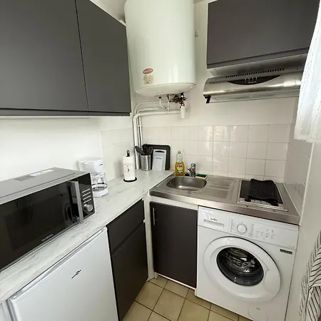 Cozy, Quiet And Bright Arpajon